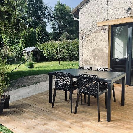 Un Coin Paisible Villa Camon  Exterior foto